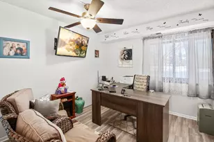 1501 Woodbridge Rd, Joliet, IL 60436 - Photo 14