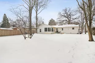 11 Crestview Terrace, Buffalo Grove, IL 60089 - Photo 16