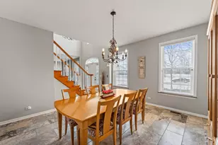 1575 Old Forge Rd, Bartlett, IL 60103 - Photo 10