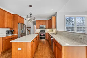 1575 Old Forge Rd, Bartlett, IL 60103 - Photo 14