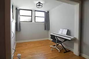 4402 N Malden St, Chicago, IL 60640 - Photo 2