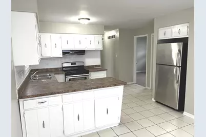 856 Mackinaw Avenue, Calumet City, IL 60409 - Photo 6