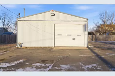 332 E French Street, Braidwood, IL 60408 - Photo 1