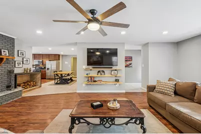 2113 Highwood Road, McHenry, IL 60051 - Photo 4