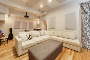 1420 N Noble St, Chicago, IL 60642 - Photo 14