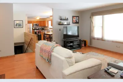 1356 Wood Drive, Woodstock, IL 60098 - Photo 4