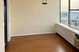 5757 N Sheridan Rd, Chicago, IL 60660 - Photo 10