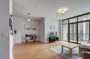 233 E 13th St, Chicago, IL 60605 - Photo 2