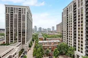 233 E 13th St, Chicago, IL 60605 - Photo 14