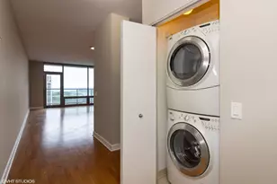 [Address not provided], Chicago, IL 60605 - Photo 12