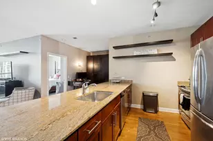 [Address not provided], Chicago, IL 60605 - Photo 6