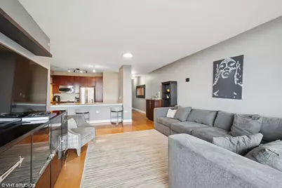 [Address not provided], Chicago, IL 60605 - Photo 4