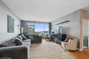 [Address not provided], Chicago, IL 60605 - Photo 2