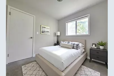 2313 Joppa Avenue, Zion, IL 60099 - Photo 6