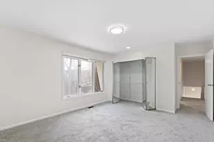 1571 Winnetka Rd, Glenview, IL 60025 - Photo 8