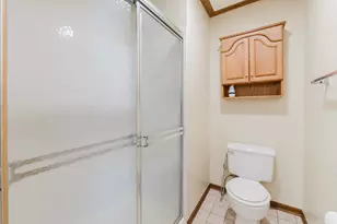 122 Brittany Dr, Streamwood, IL 60107 - Photo 28