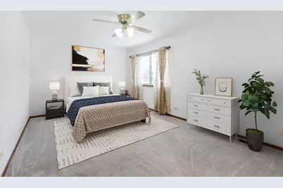 122 Brittany Drive, Streamwood, IL 60107 - Photo 24