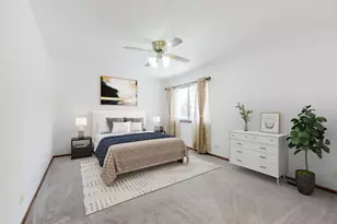 122 Brittany Dr, Streamwood, IL 60107 - Photo 24