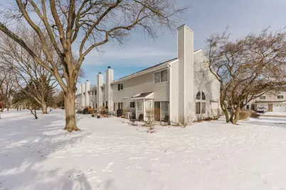 122 Brittany Drive, Streamwood, IL 60107 - Photo 38