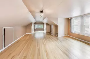 2932 N 77th Ct, Elmwood Park, IL 60707 - Photo 10