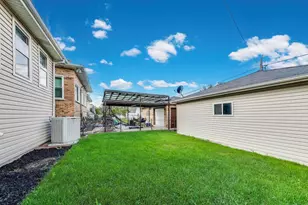 2932 N 77th Ct, Elmwood Park, IL 60707 - Photo 28