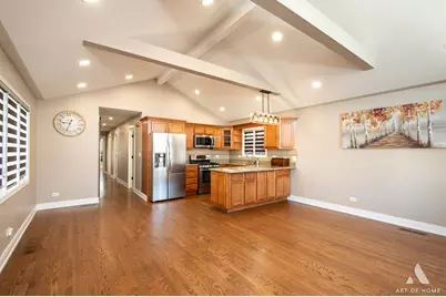 4817 S Luna Avenue, Chicago, IL 60638 - Photo 6