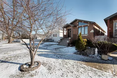 4817 S Luna Avenue, Chicago, IL 60638 - Photo 2