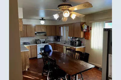 14540 Kolin Avenue, Midlothian, IL 60445 - Photo 6