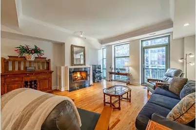 165 N Canal Street #916, Chicago, IL 60606 - Photo 6