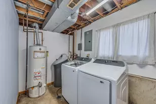 [Address not provided], Saint Charles, IL 60174 - Photo 18