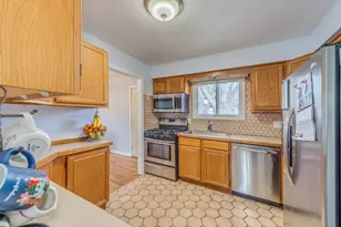 [Address not provided], Saint Charles, IL 60174 - Photo 10