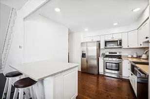 524 Bradbury Ln, Geneva, IL 60134 - Photo 8