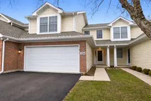 524 Bradbury Ln, Geneva, IL 60134 - Photo 2