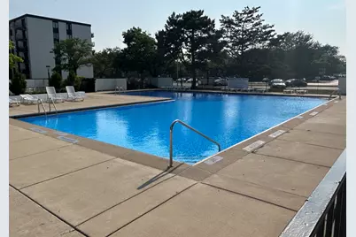 9731 N Fox Glen Drive #5C, Niles, IL 60714 - Photo 50