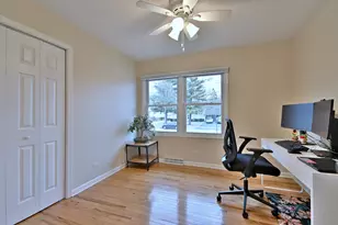 554 S Edson Ave, Lombard, IL 60148 - Photo 32