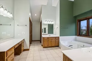 16693 W Cherrywood Ln, Wadsworth, IL 60083 - Photo 12