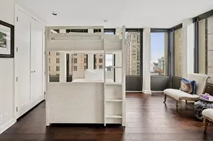 100 E Walton St, Chicago, IL 60611 - Photo 16