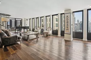 100 E Walton St, Chicago, IL 60611 - Photo 2