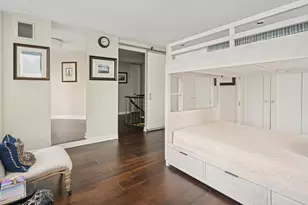 100 E Walton St, Chicago, IL 60611 - Photo 18