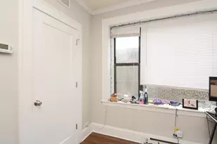 817 W Lakeside Pl, Chicago, IL 60640 - Photo 10