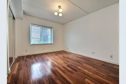 [Address not provided], Chicago, IL 60656 - Photo 12