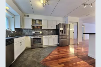 [Address not provided], Chicago, IL 60656 - Photo 8