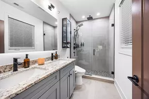 1738 W 17th St, Chicago, IL 60608 - Photo 18