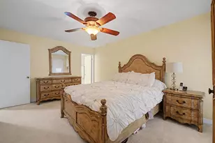 2099 Creekside Dr, Wheaton, IL 60189 - Photo 12