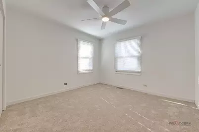 4075 N Parkside Drive, Hoffman Estates, IL 60192 - Photo 28