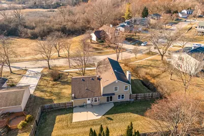 4075 N Parkside Drive, Hoffman Estates, IL 60192 - Photo 44