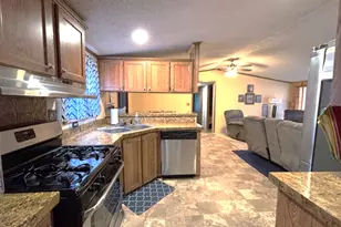 1300 Hamilton Street S, Salem, IL 62881 - Photo 16