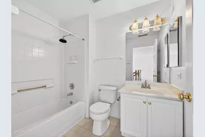 31104 Carpenter Court, Warrenville, IL 60555 - Photo 24