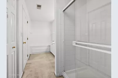 31104 Carpenter Court, Warrenville, IL 60555 - Photo 20