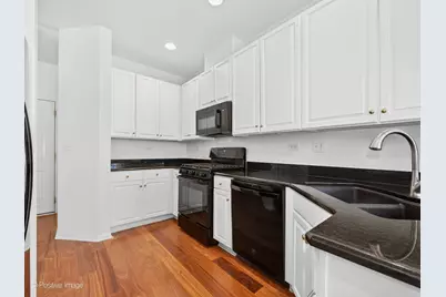 31104 Carpenter Court, Warrenville, IL 60555 - Photo 16